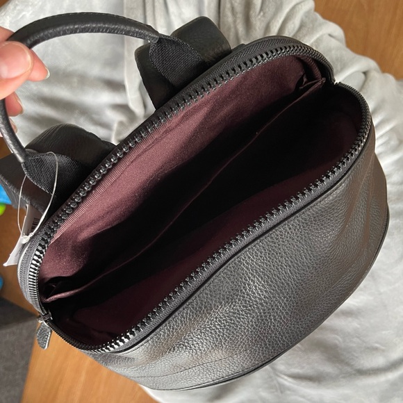 Coach backpack - Picture 3 of 6